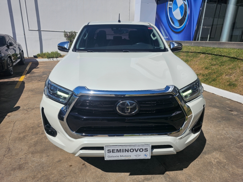 toyota hilux 2.8 d-4d turbo diesel cd srx 4x4 automatico 4p 20211