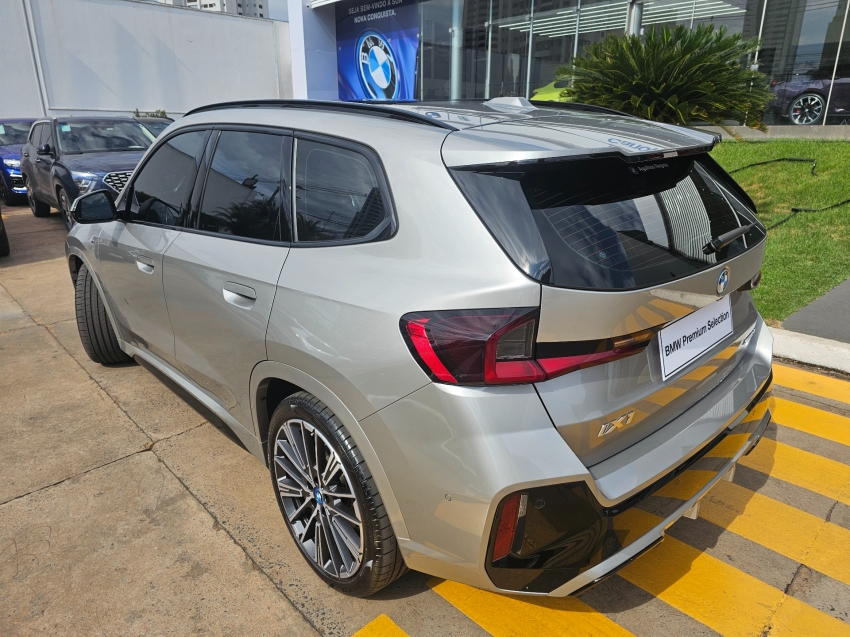 bmw ix1 eletrico xdrive30 m sport 2.0 4p automatico 20256