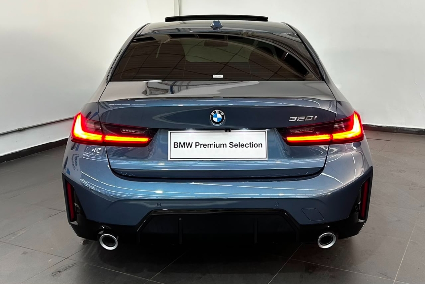 bmw 320i m sport activeflex4