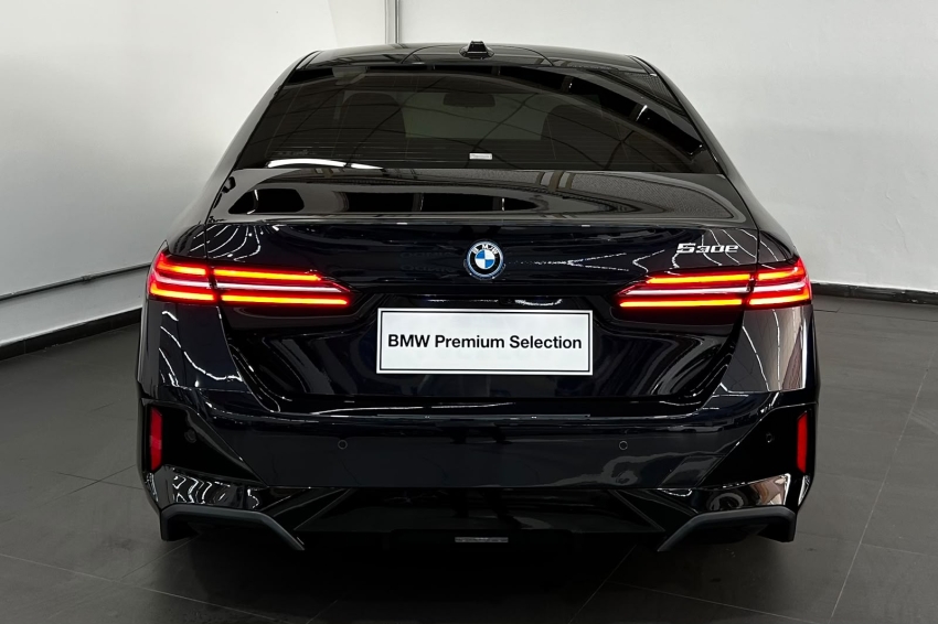 bmw 530e 2.0 twinpower phev m sport automatico hibrido 4p 20253
