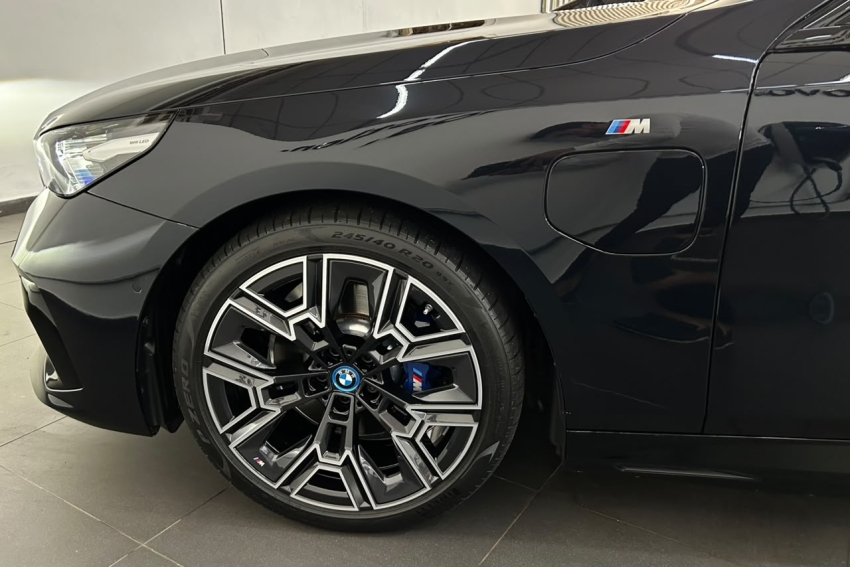 bmw 530e 2.0 twinpower phev m sport automatico hibrido 4p 202522