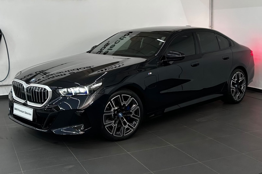 bmw 530e 2.0 twinpower phev m sport automatico hibrido 4p 20251