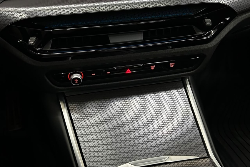 bmw 320i 2.0 16v turbo flex m sport automatico 4p 202614