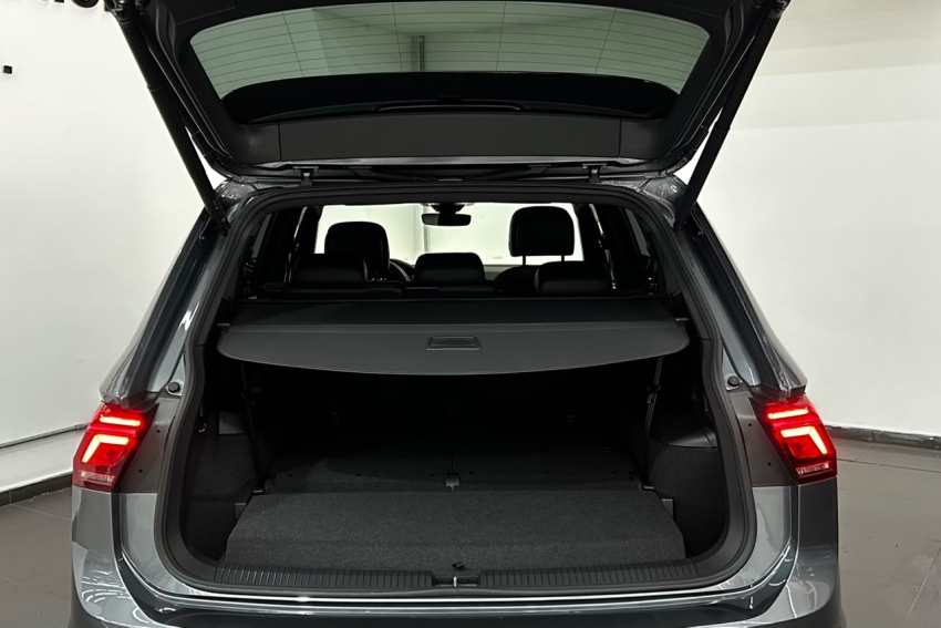 volkswagen tiguan 2.0 300 tsi gasolina allspace r-line automatico 5p 202517