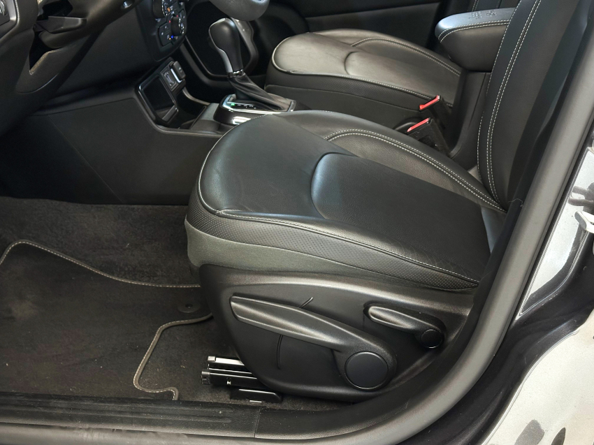 jeep renegade 1.3 t270 turbo flex longitude at6