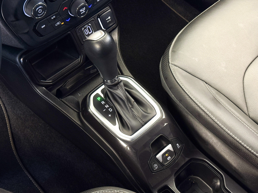 jeep renegade 1.3 t270 turbo flex longitude at6