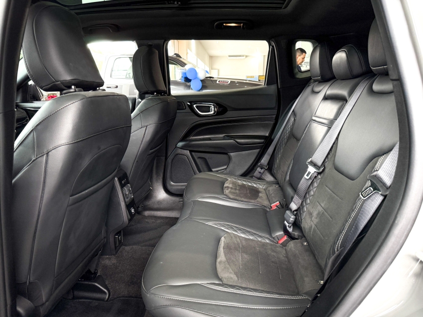 Carro JEEP COMPASS