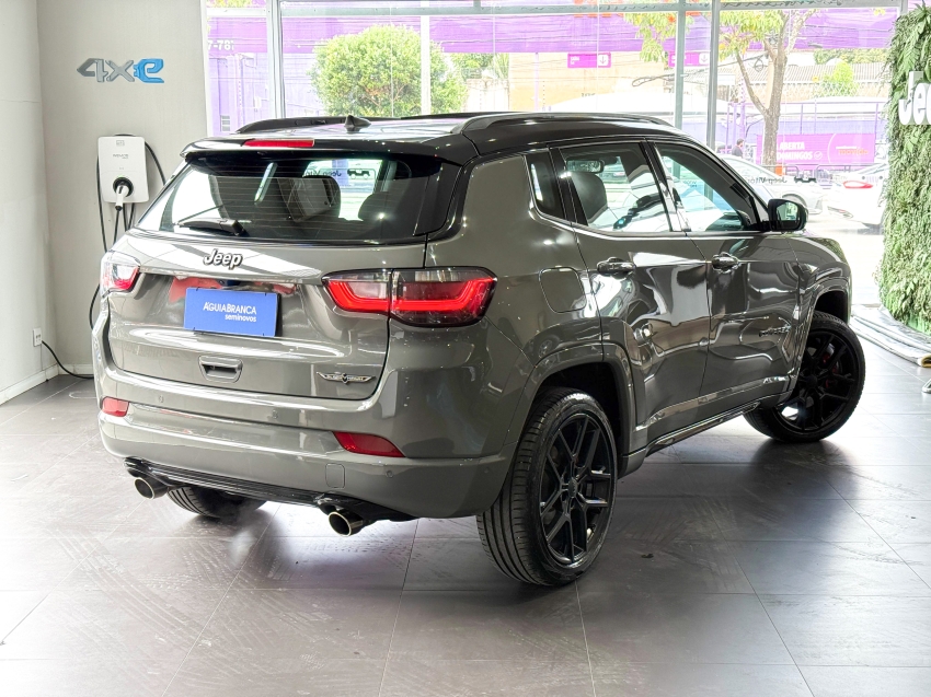 Carro JEEP COMPASS