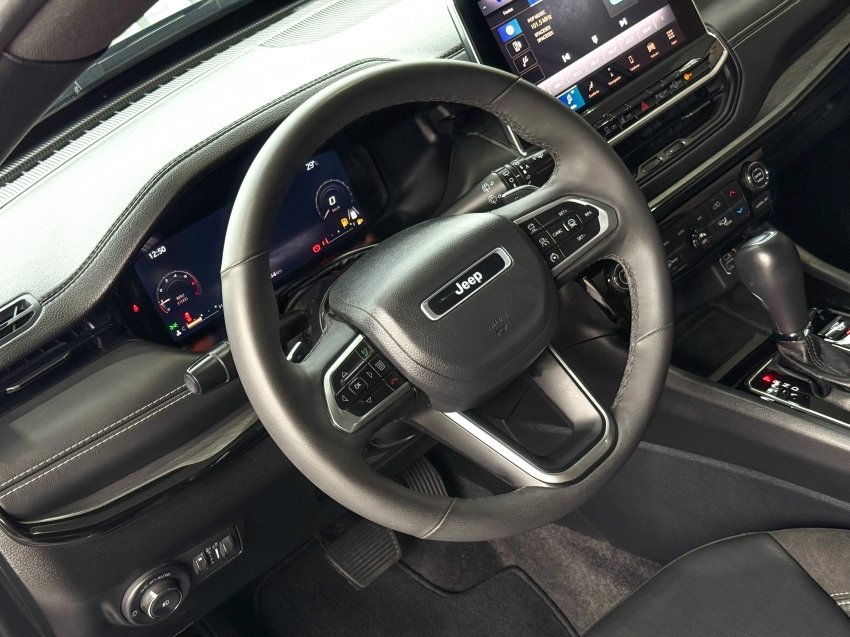 Carro JEEP COMPASS