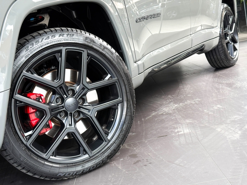 Carro JEEP COMPASS