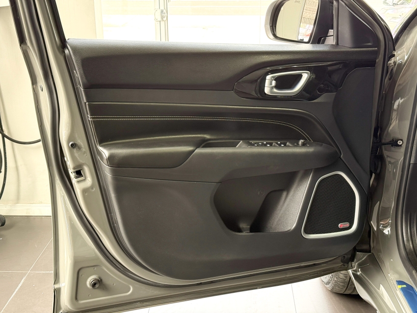 Carro JEEP COMPASS