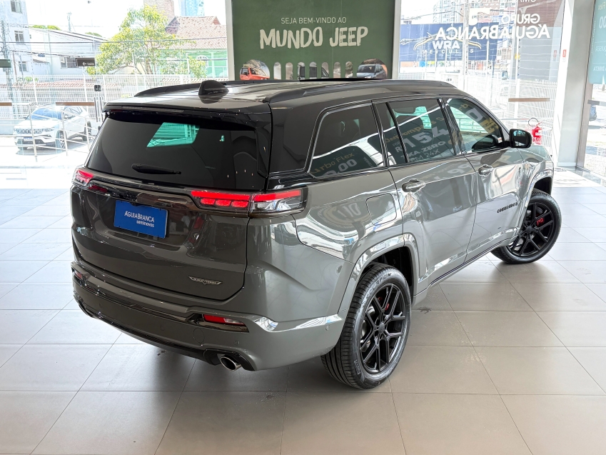 Carro JEEP COMMANDER