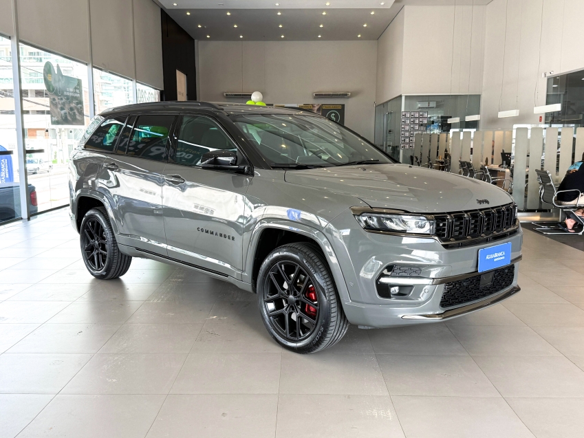 Carro JEEP COMMANDER