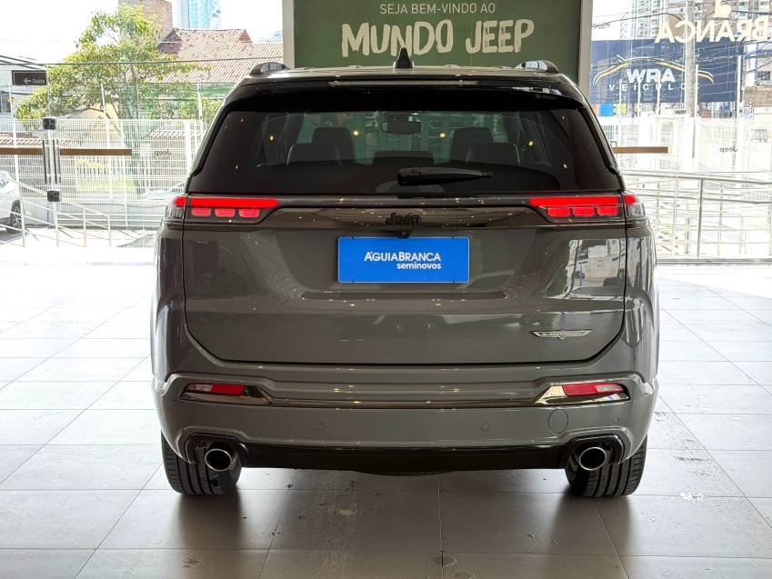 Carro JEEP COMMANDER