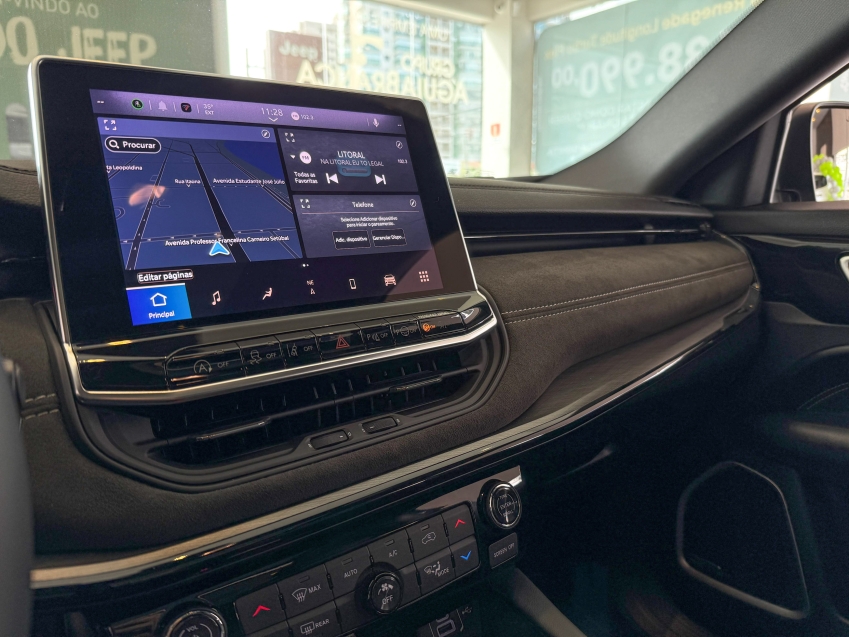 Carro JEEP COMMANDER