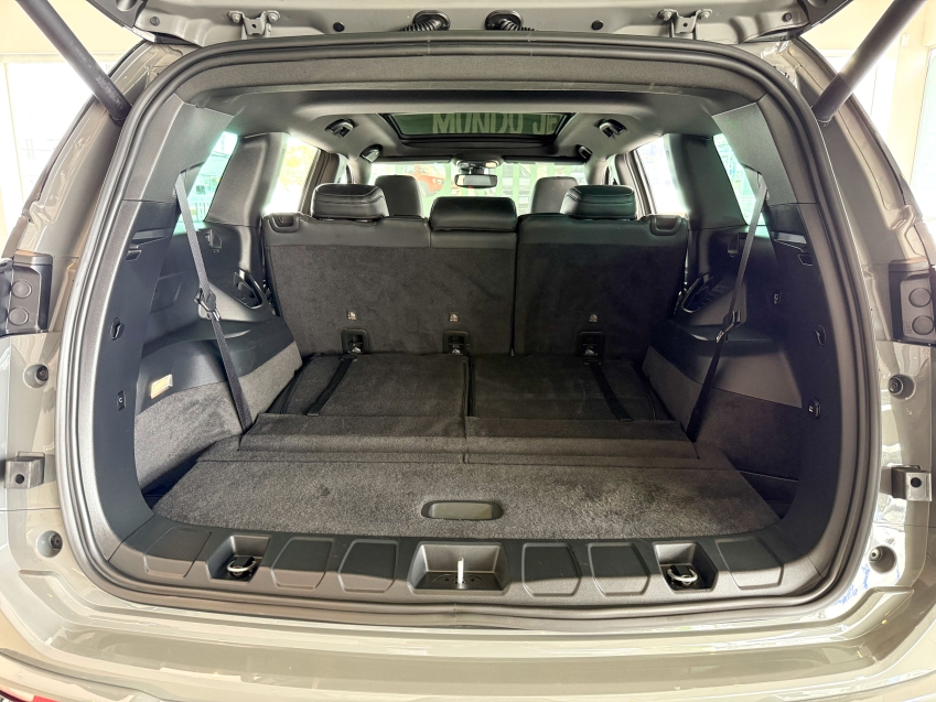 Carro JEEP COMMANDER