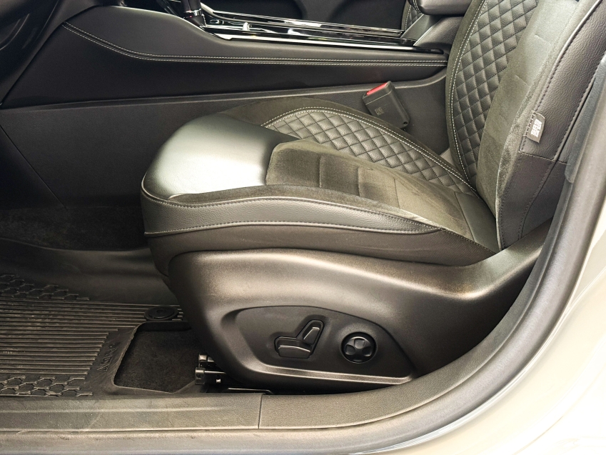 Carro JEEP COMMANDER