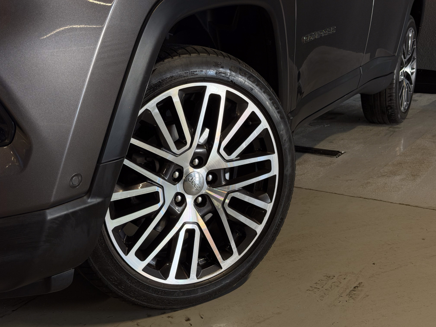 JEEP COMPASS 1.3 T270 TURBO FLEX LIMITED AT6 2