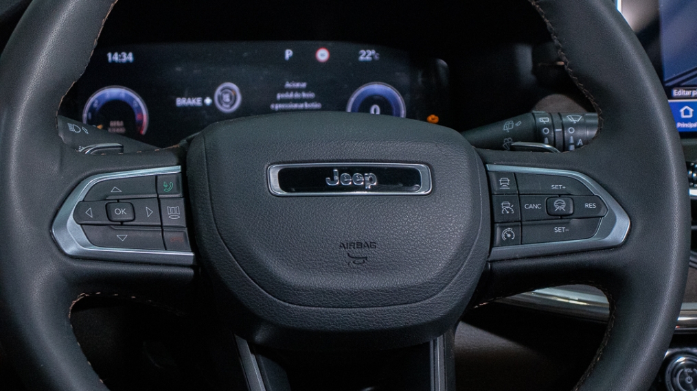 Carro JEEP COMMANDER