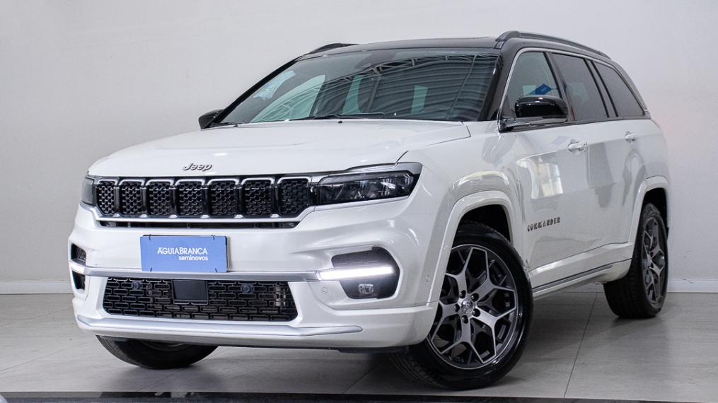 Carro JEEP COMMANDER