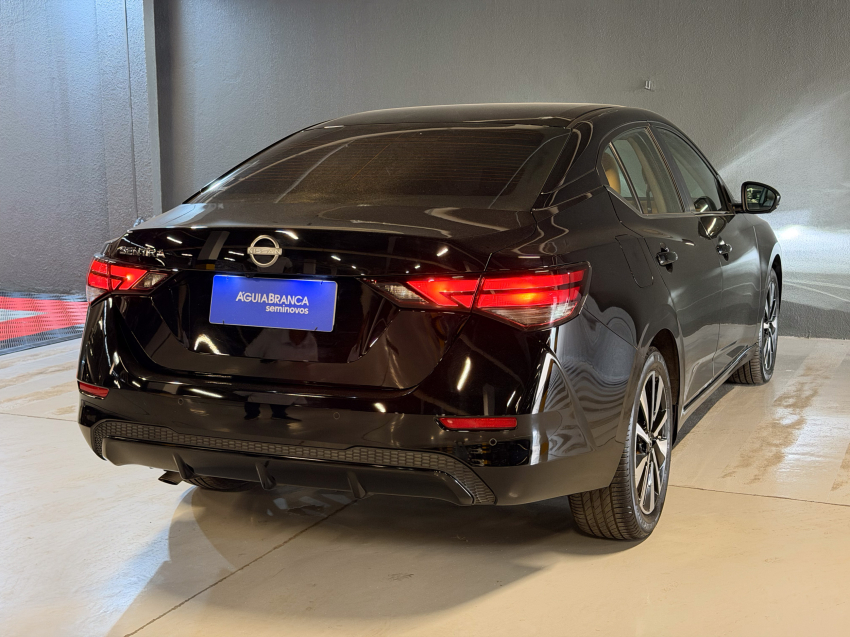 Nissan SENTRA 2.0 16V GASOLINA EXCLUSIVE PREMIUM XTRONIC 10