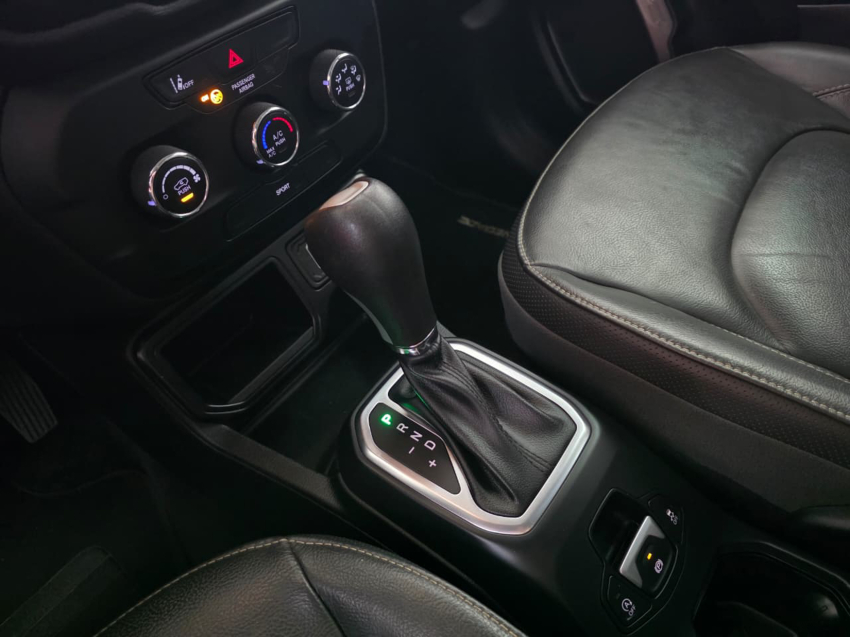JEEP RENEGADE 1.3 T270 TURBO FLEX AT6 20