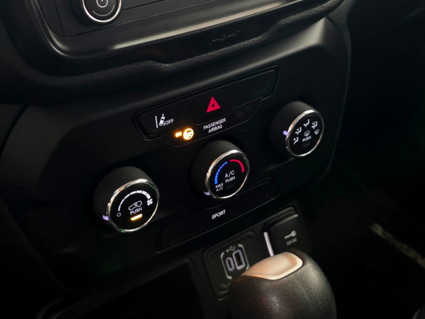 JEEP RENEGADE 1.3 T270 TURBO FLEX AT6 19