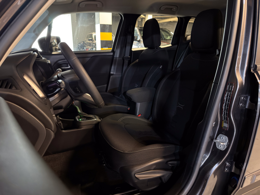 JEEP RENEGADE 1.3 T270 TURBO FLEX AT6 23