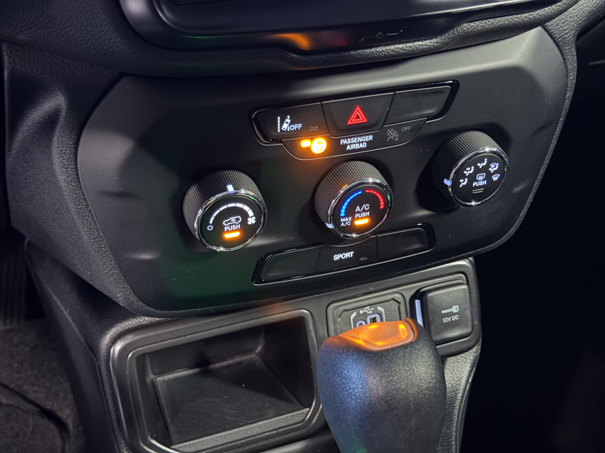 JEEP RENEGADE 1.3 T270 TURBO FLEX AT6 18
