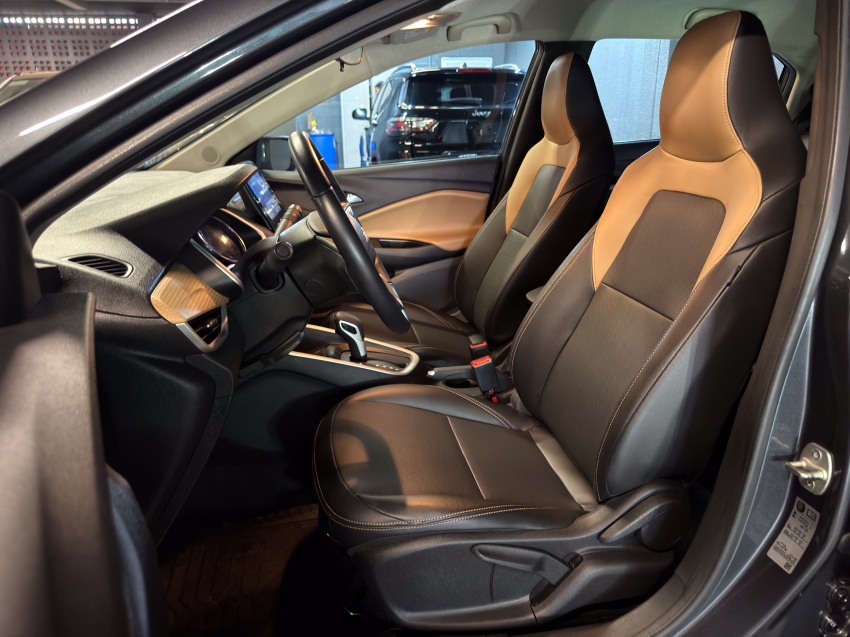 Chevrolet ONIX 1.0 TURBO FLEX PREMIER AUTOMÁTICO 23