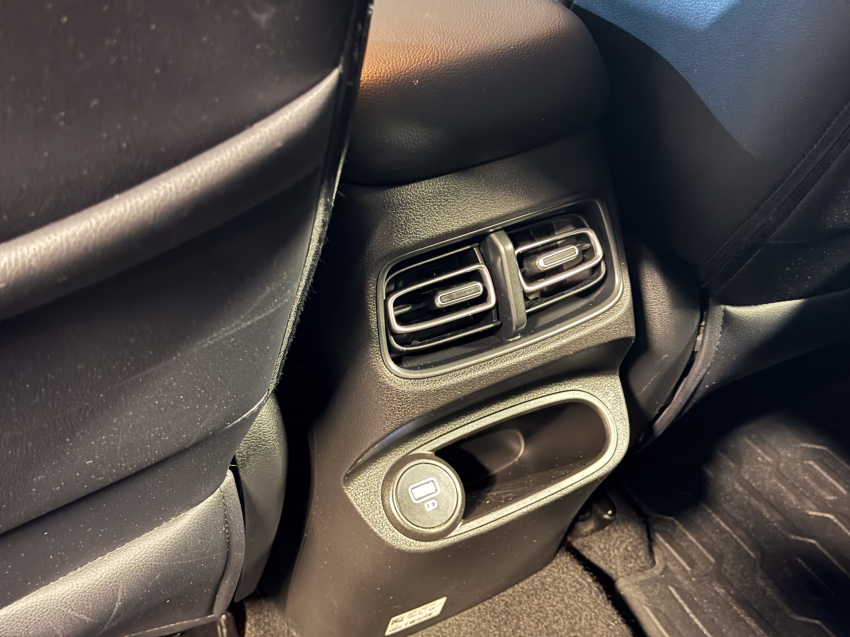 Hyundai CRETA 1.0 TGDI FLEX LIMITED AUTOMÁTICO 27