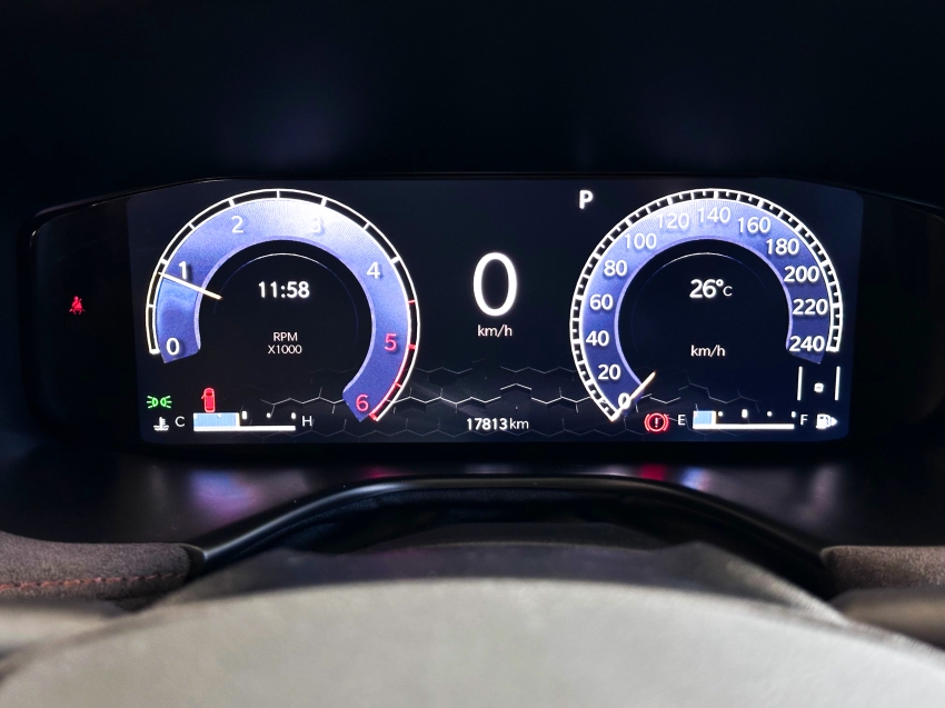 Carro JEEP COMMANDER