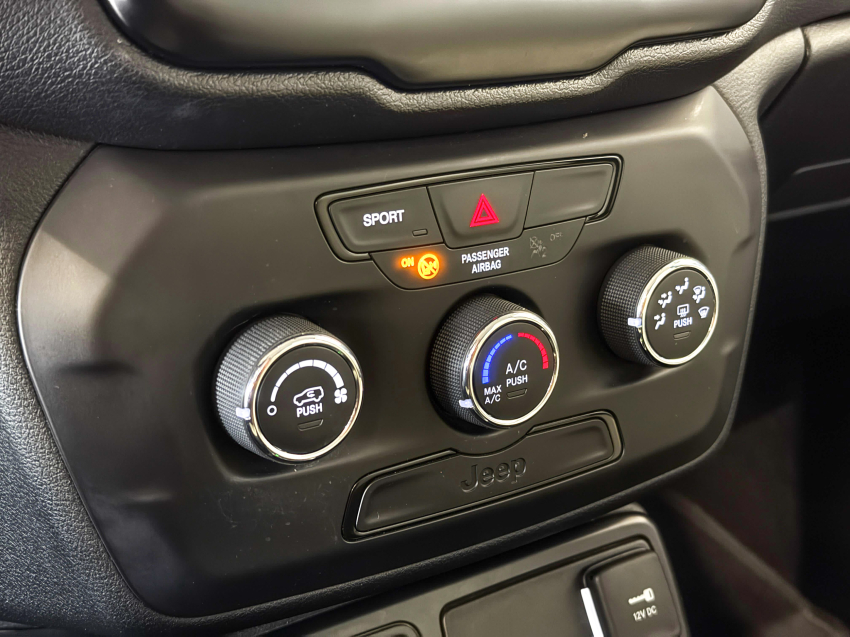jeep renegade 1.8 16v flex longitude 4p automatico.