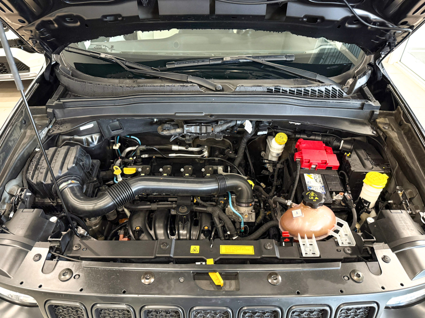 jeep renegade 1.8 16v flex longitude 4p automatico.
