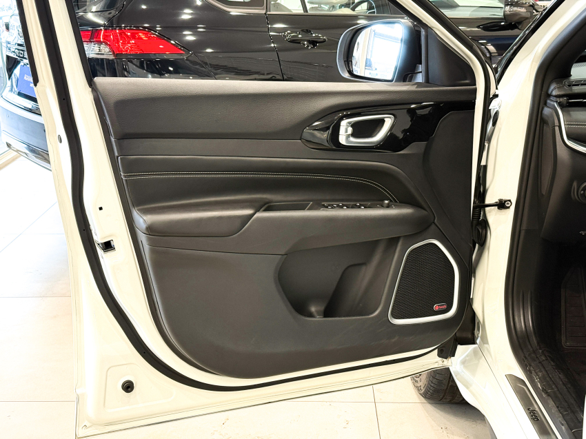 jeep compass 1.3 t270 turbo flex s at6.