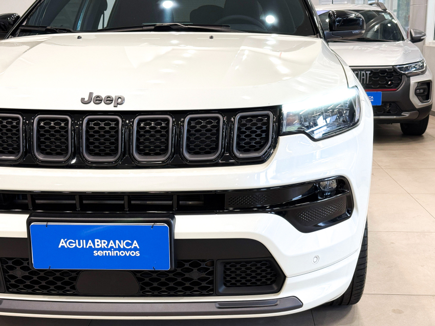 jeep compass 1.3 t270 turbo flex s at6.