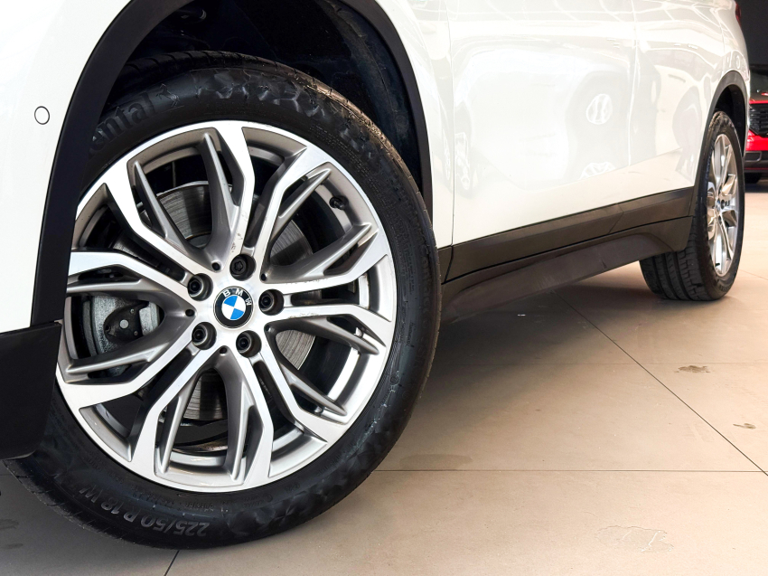 bmw x1 2.0 16v turbo activeflex sdrive20i gp 4p automatico.