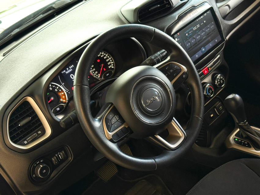 jeep renegade 1.8 16v flex 4p automatico.