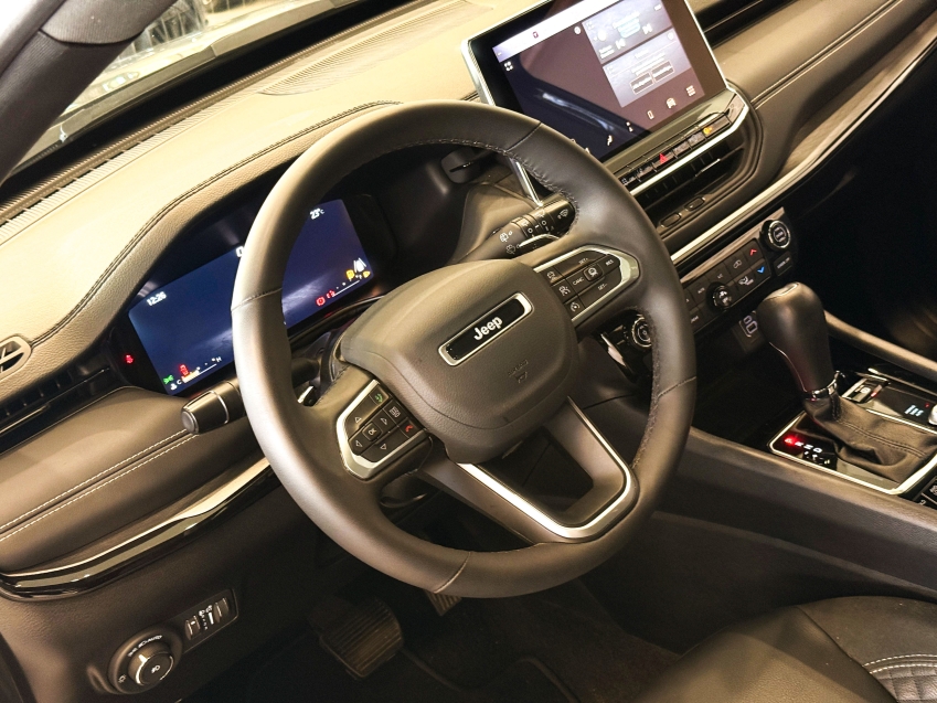 Carro JEEP COMPASS