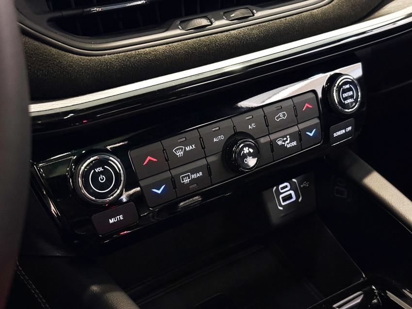 Carro JEEP COMMANDER