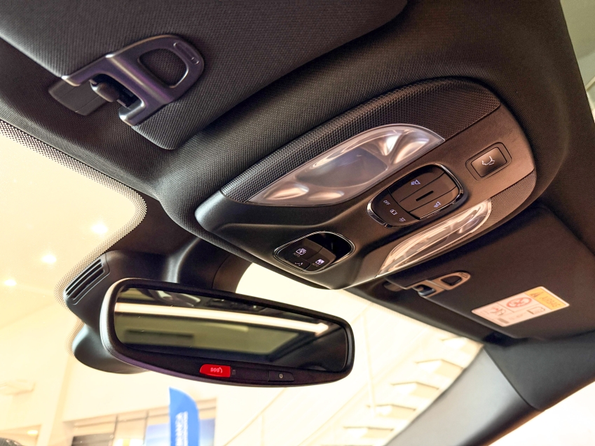 Carro JEEP COMMANDER