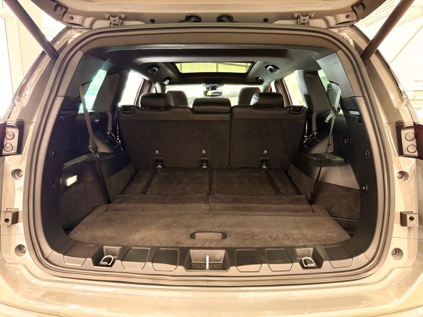 Carro JEEP COMMANDER