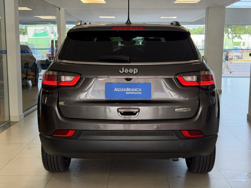 JEEP COMPASS 1.3 T270 TURBO FLEX LONGITUDE AT6 8