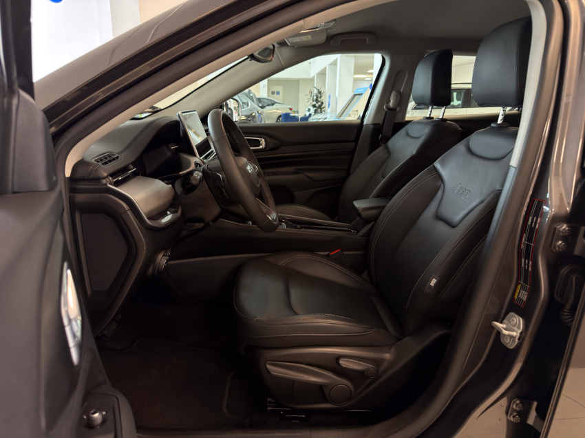 JEEP COMPASS 1.3 T270 TURBO FLEX LONGITUDE AT6 25