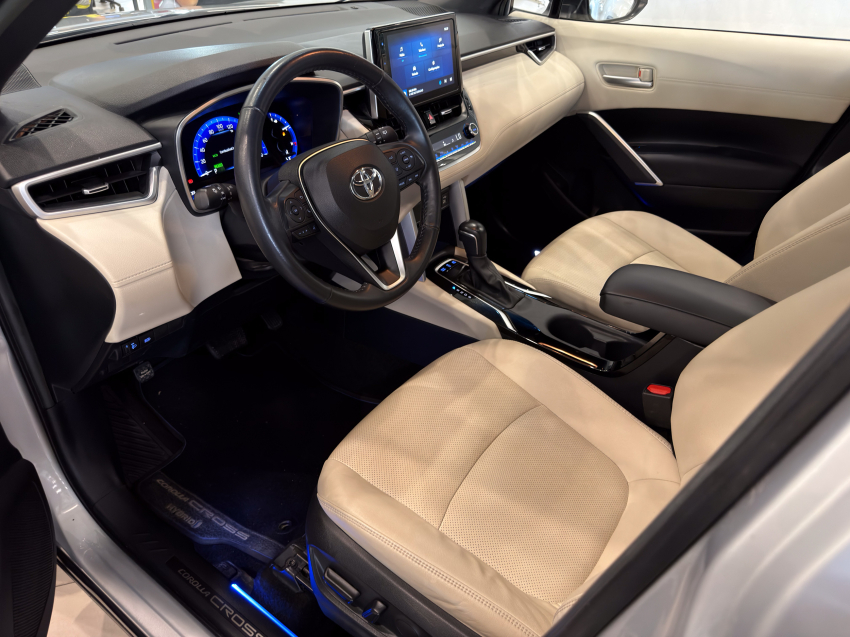 Toyota COROLLA CROSS 1.8 VVT-I HYBRID FLEX XRX CVT 14