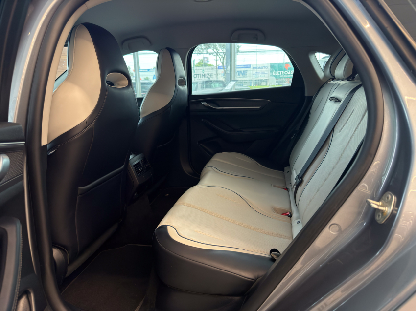 BYD KING 1.5 DM-I PHEV GS AUTOMÁTICO 25