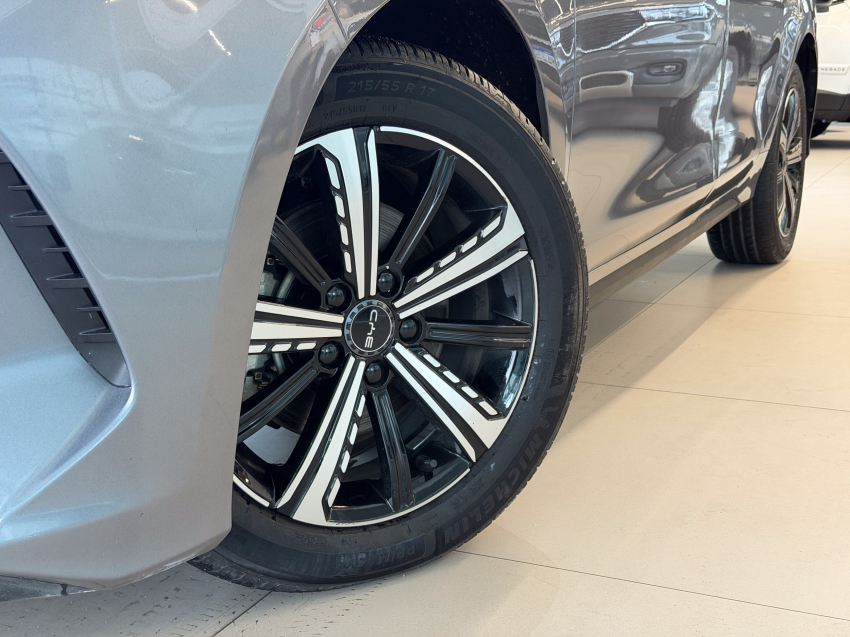 BYD KING 1.5 DM-I PHEV GS AUTOMÁTICO 2