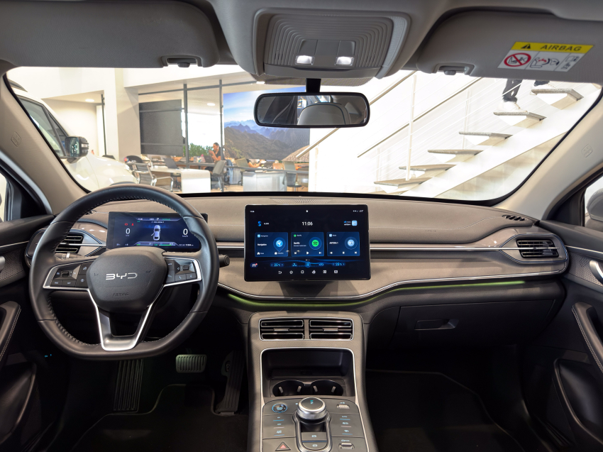 BYD KING 1.5 DM-I PHEV GS AUTOMÁTICO 13