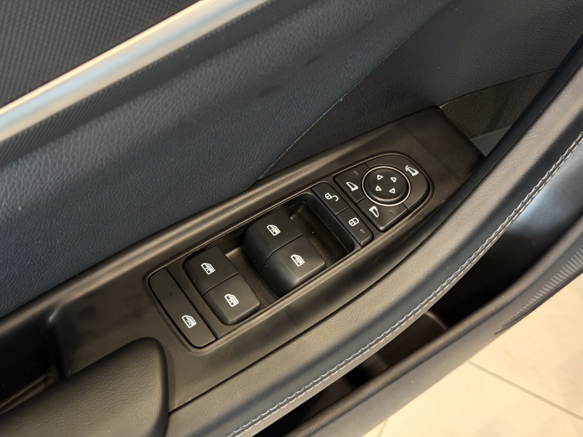 BYD KING 1.5 DM-I PHEV GS AUTOMÁTICO 21