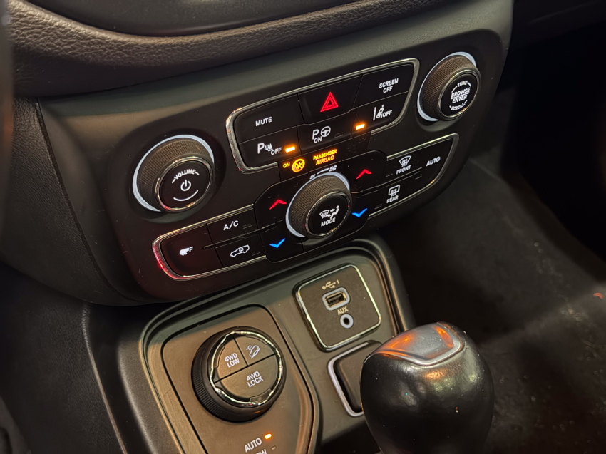 JEEP COMPASS 2.0 16V DIESEL S 4X4 AUTOMÁTICO 21